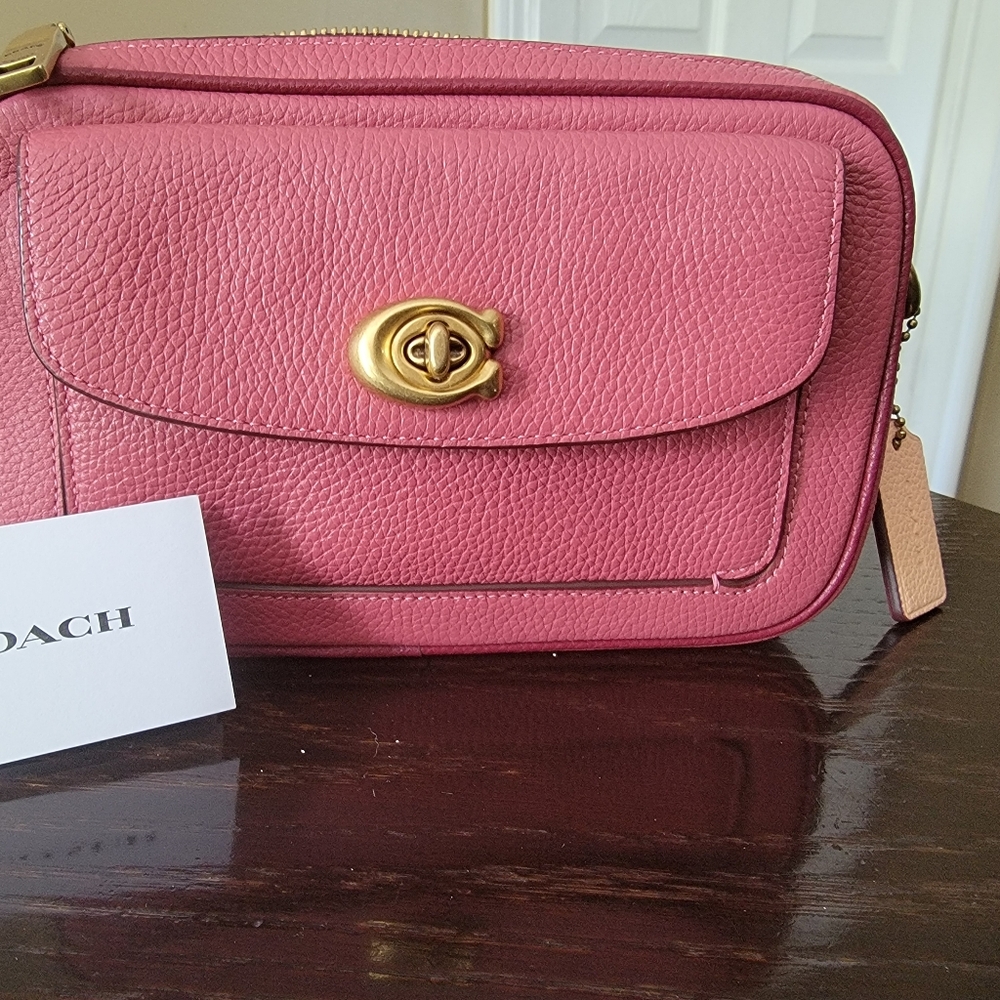 *SOLD* Coach willow crossbody NEW! *missing shoulder strap!